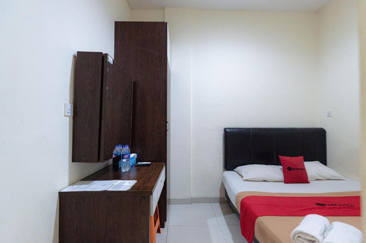 Reddoorz At Nagoya Indah Batam Hotel Exterior photo